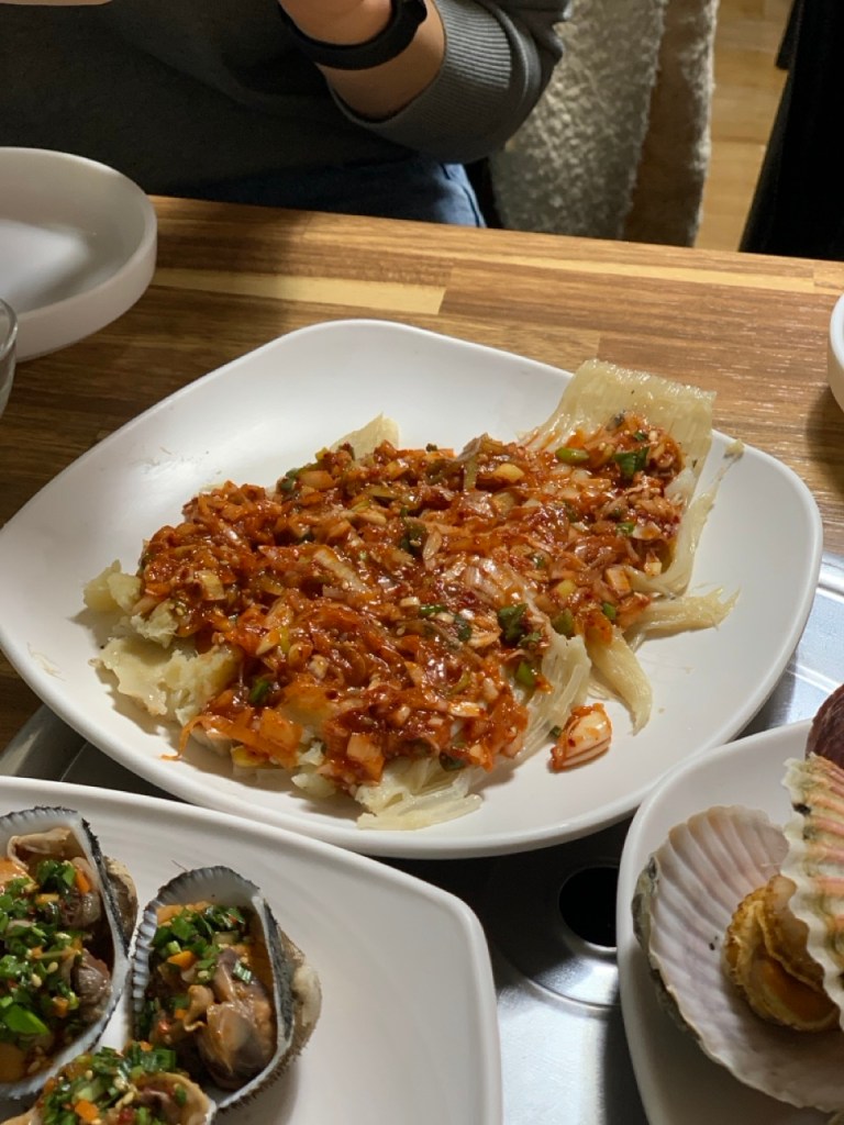 A grand spread of various seasonal Korean dishes at Yeouido Daeboreum.
