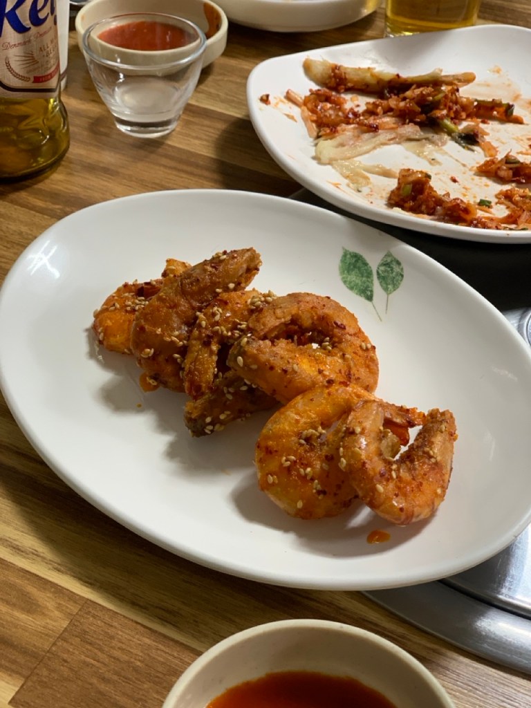 A series of delicious dishes served one after another in Imokase style.