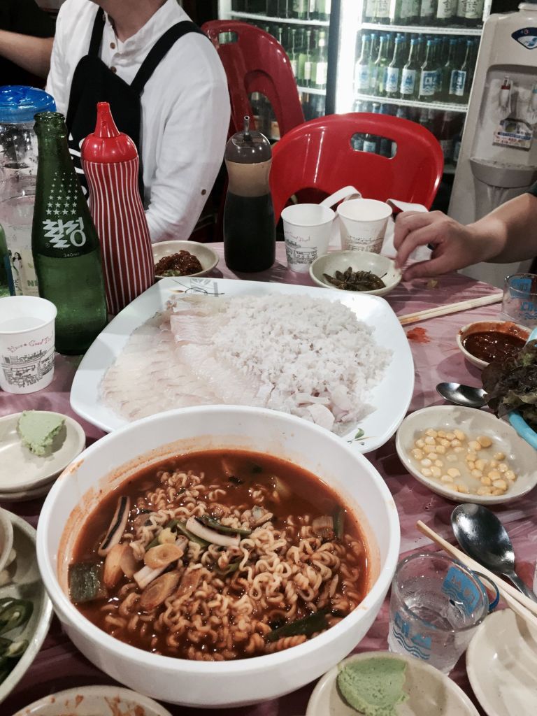 A spicy and satisfying pot of seafood ramyeon to wrap up the eel feast.