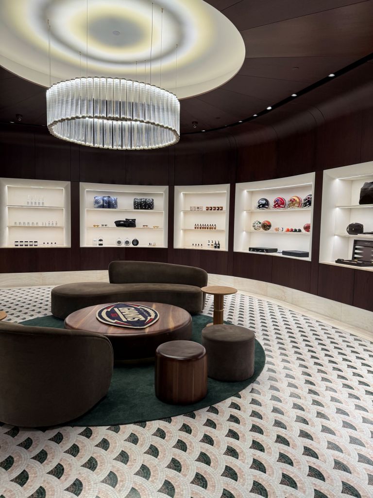 The elegant, grand, and classic New York-style storefront of Sadelle's Seoul, located in the heart of Seongsu-dong.