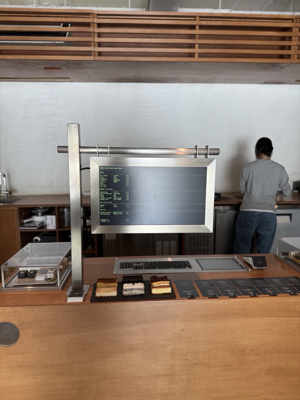 Hongdae Laptop-Friendly Cafe: Escape to ‘Compile’ for a Quiet Vibe