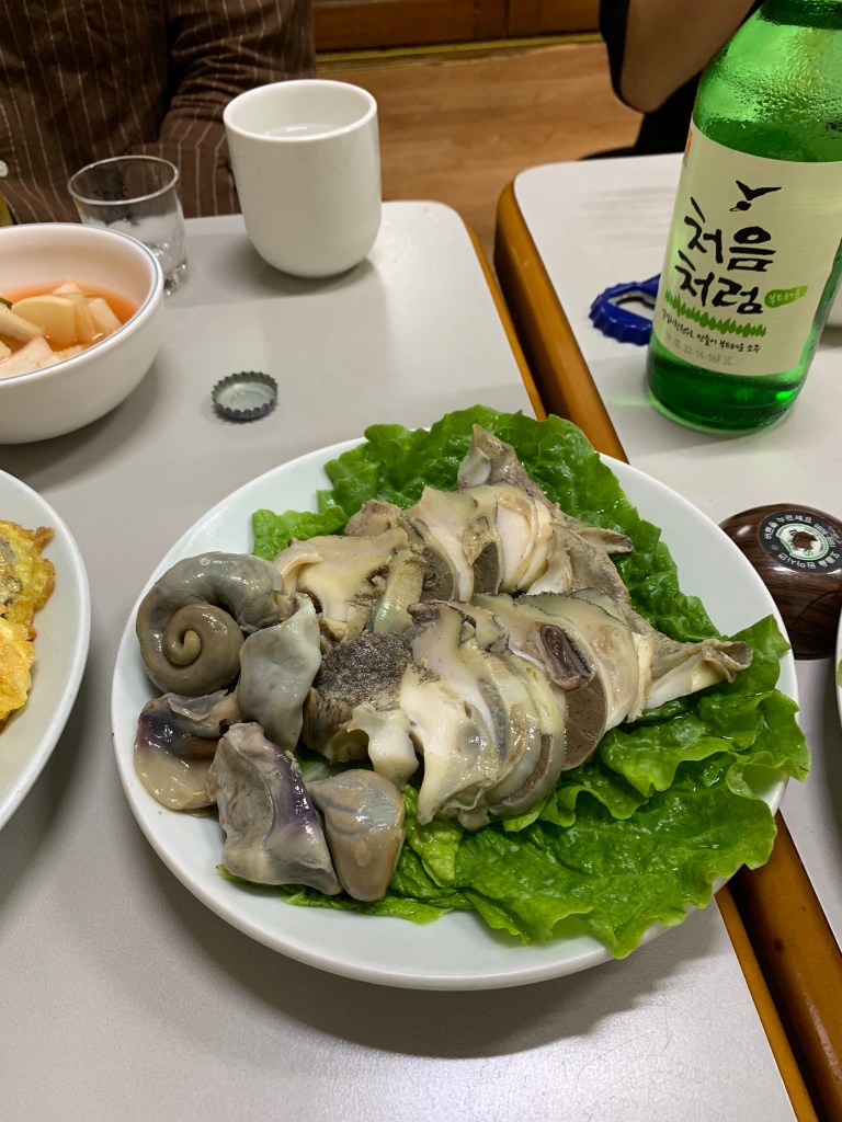 Experiencing the absolute absolute zenith of minimalist culinary execution, clean ingredient profiles, and premium local heritage.