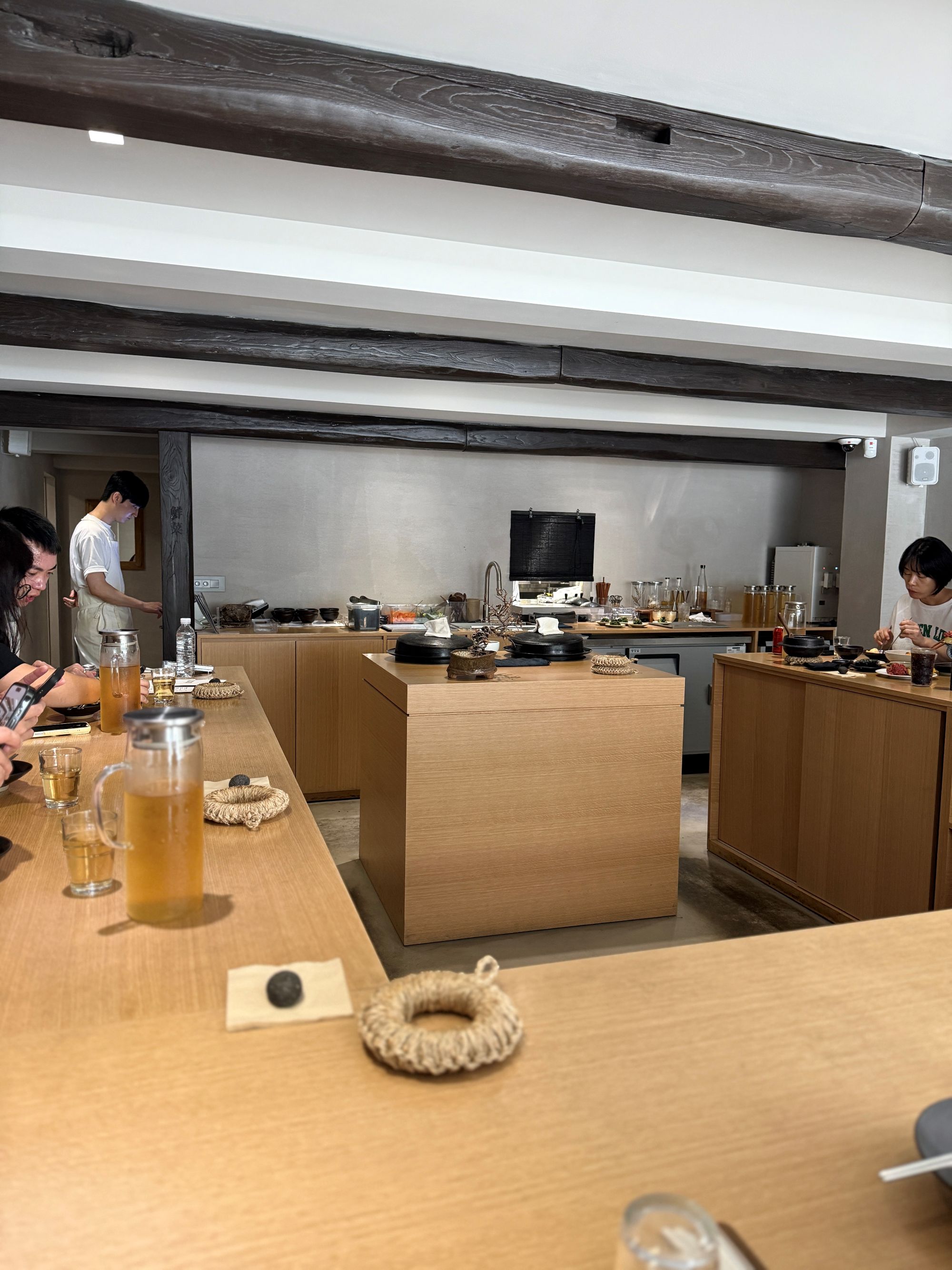 Best Solo Dining in Seoul: Modern Korean Hidden Gem ‘Seonchae’ in Seongsu