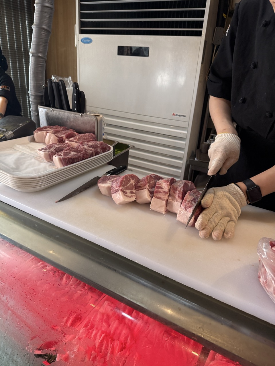 Best K-BBQ in Haeundae : ‘MatchandleWang-sogum Gui’ (Near Sono Moon Hotel)